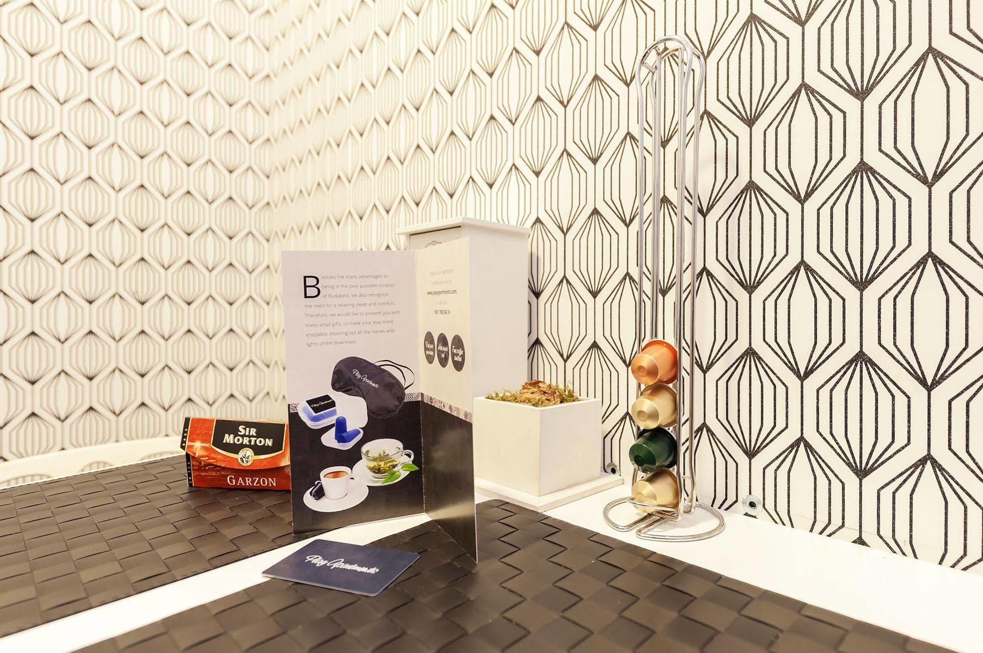 Play Apartments Budapest Exterior photo