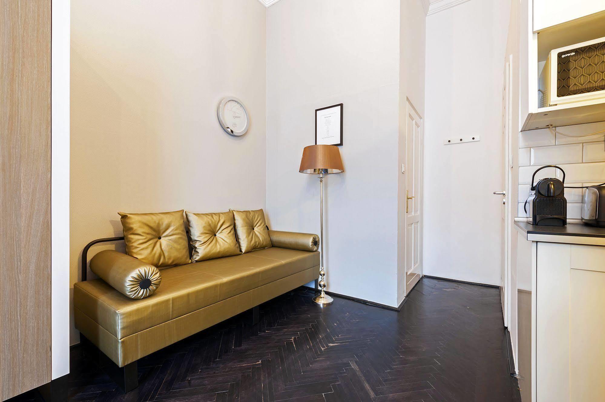 Play Apartments Budapest Exterior photo